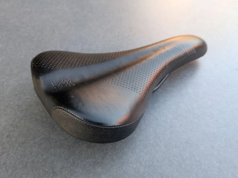sedlo WTB Volt Steel Medium
