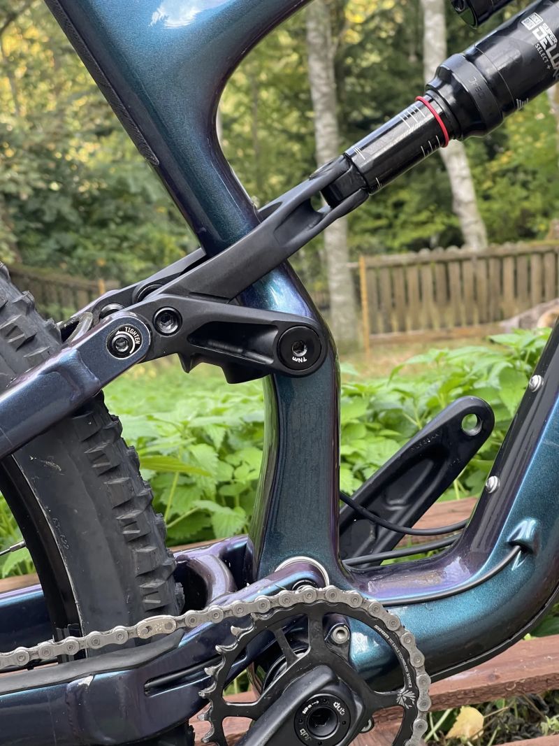 Cannondale Habit, velikos L, Rock shox Lyrik