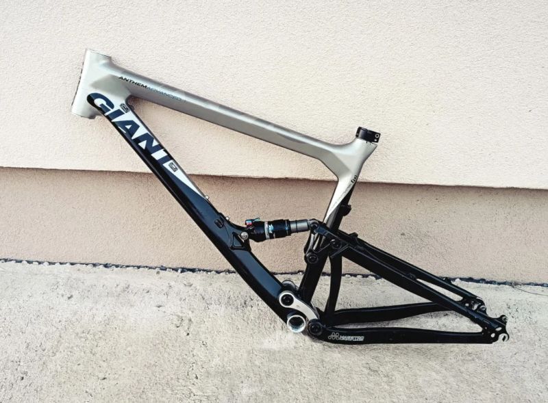 Giant Anthem Advanced Karbón 