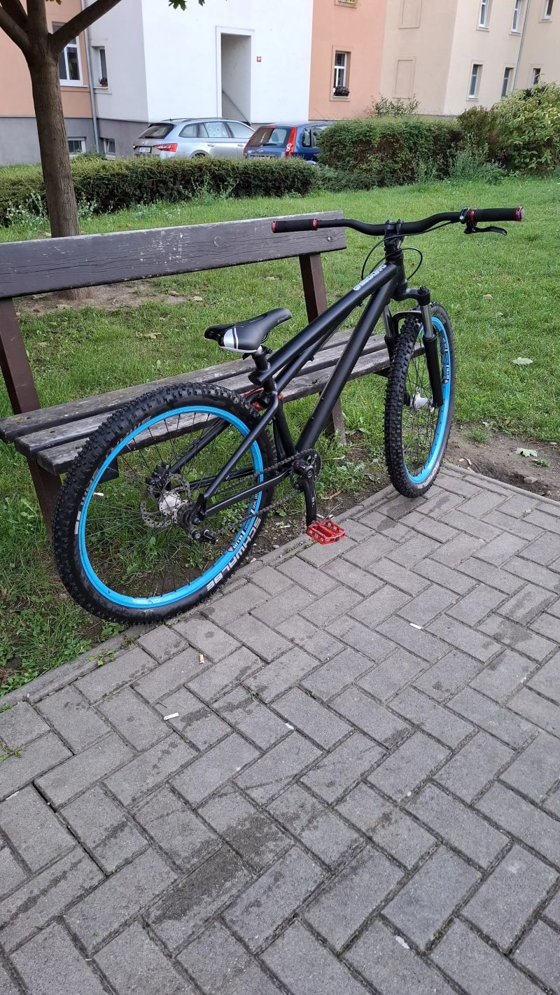 GT Dirt jump kolo