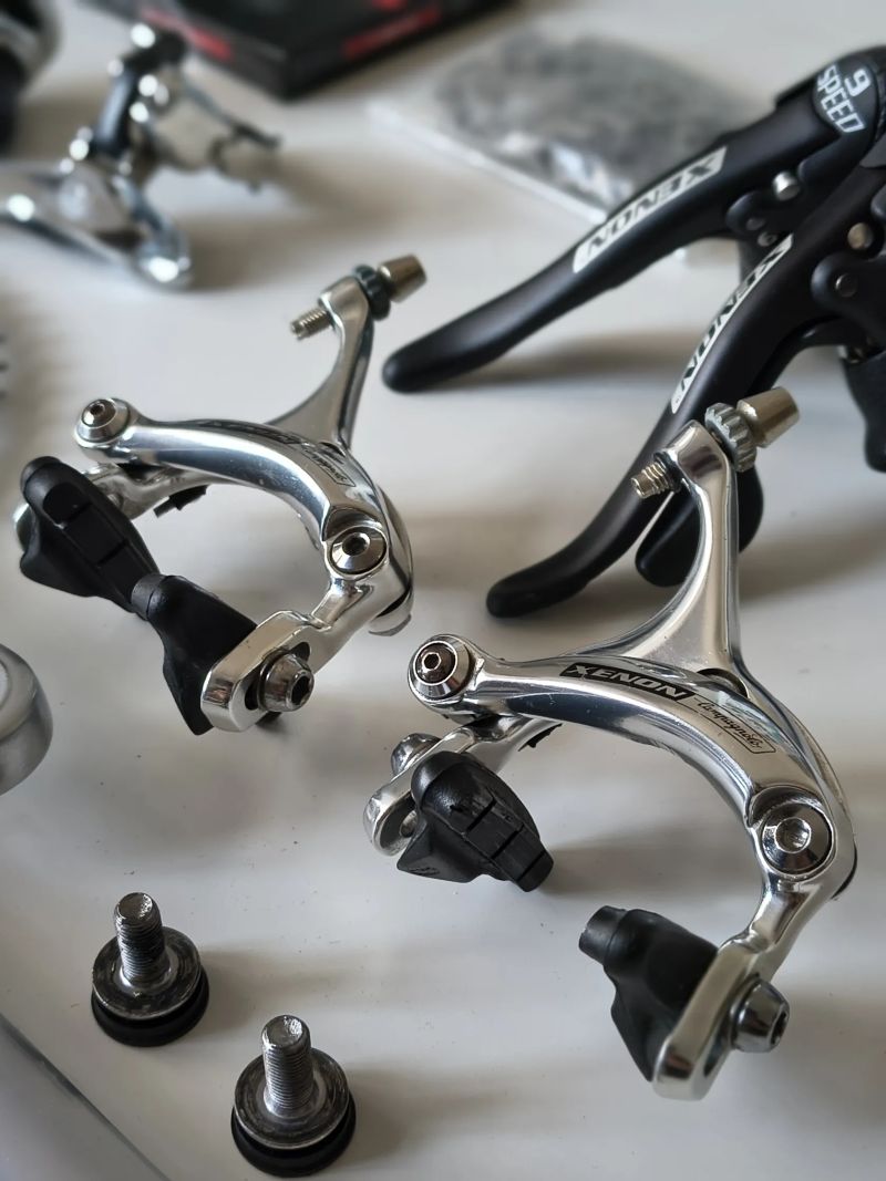Campagnolo Xenon 9sp. + kola Mavic