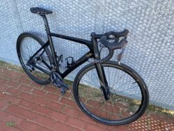 Dedacciai Vertigine, karbon kola, karbon komponenty Deda, Ultegra Di2