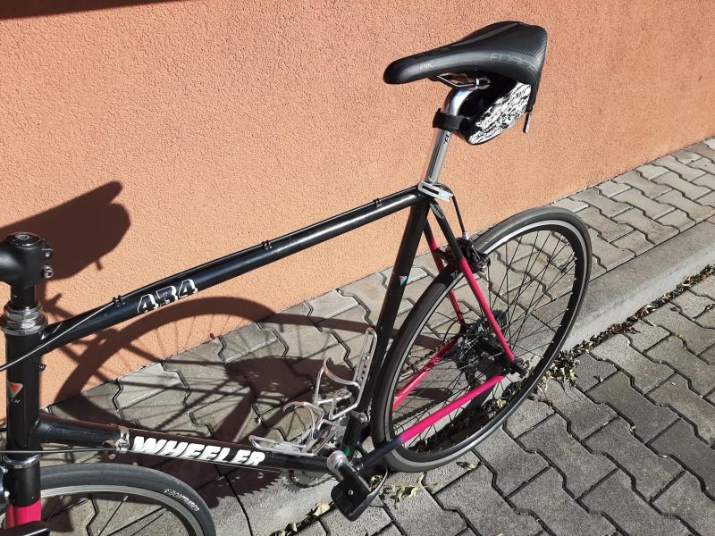 Retro silniční kolo 