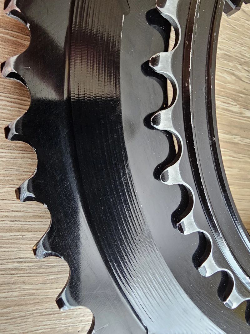 Prodám oválné převodníky Absolute Black 52/36z pro kliky Shimano Dura-Ace/Ultegra (9100/8000)