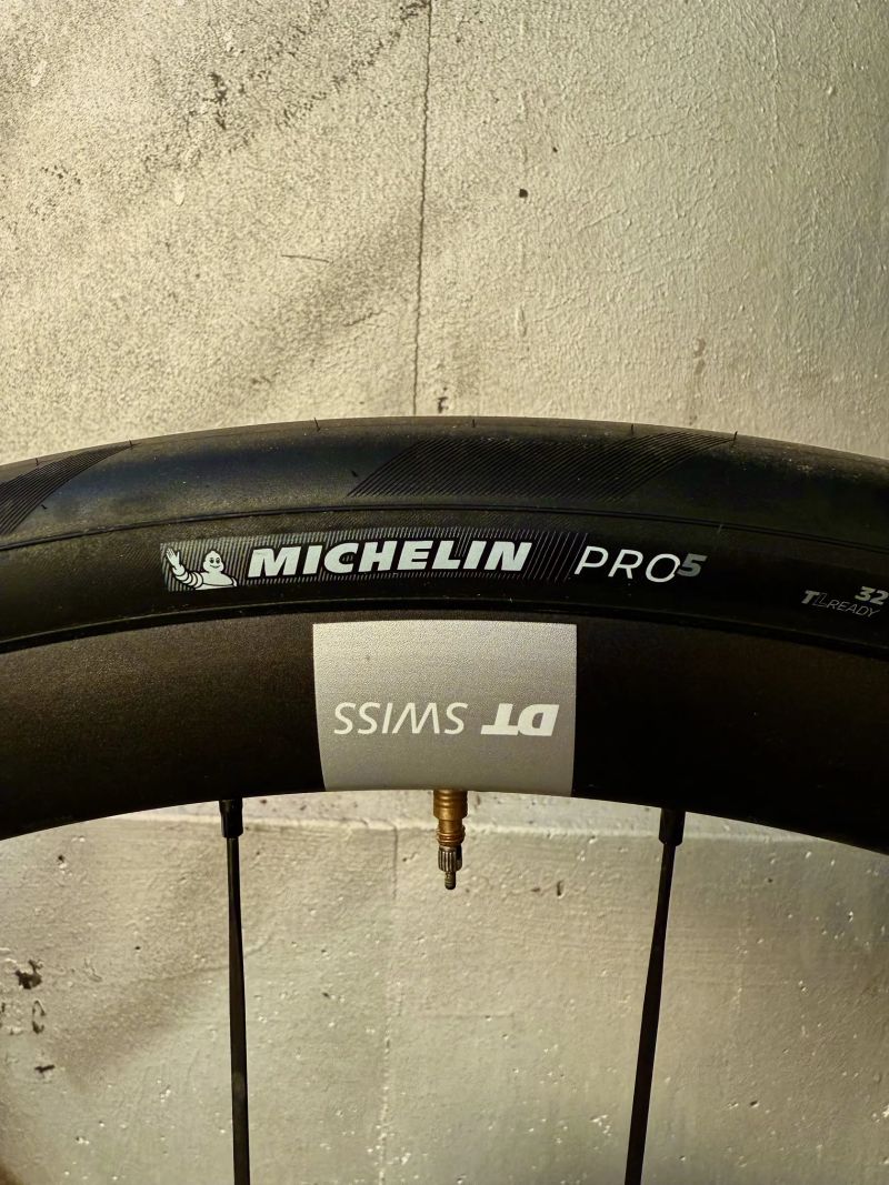 Specialized Aethos Rival AXS