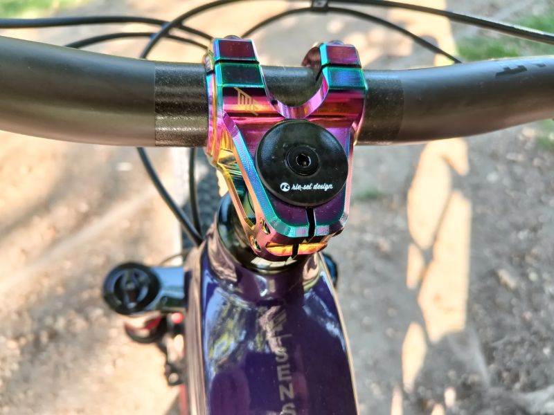 GT Sensor carbon