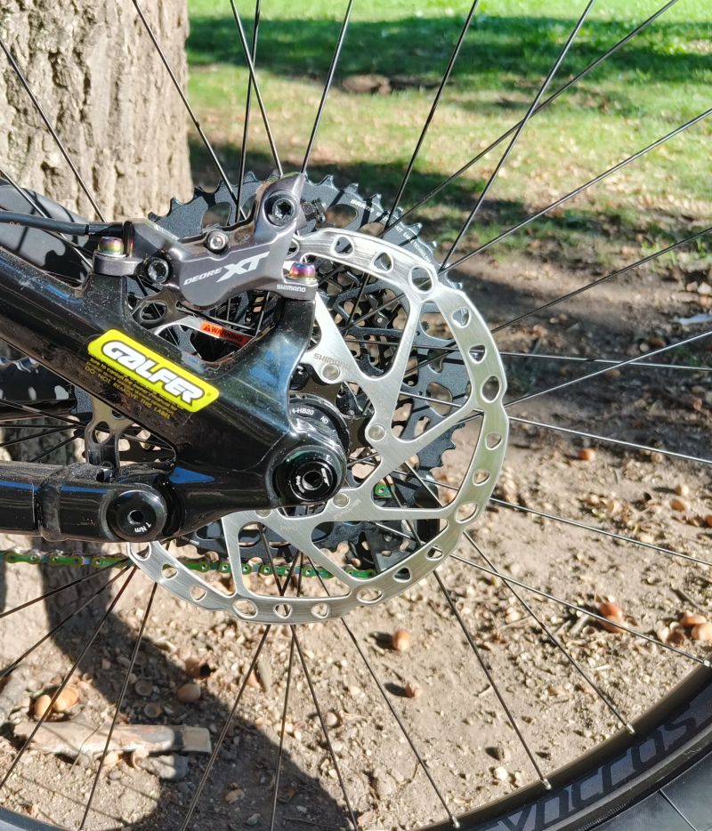 GT Sensor carbon