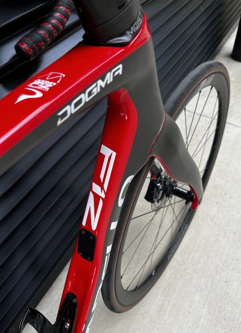 Pinarello Dogma F12 karbon 2022 - MOST Talon riditka - Komplet Ultegra