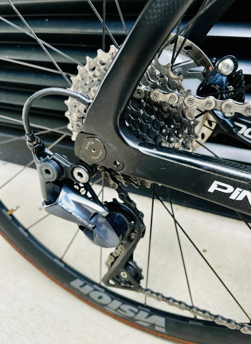 Pinarello Dogma F12 karbon 2022 - MOST Talon riditka - Komplet Ultegra