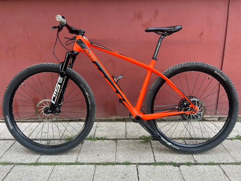 KTM Myroon prestige