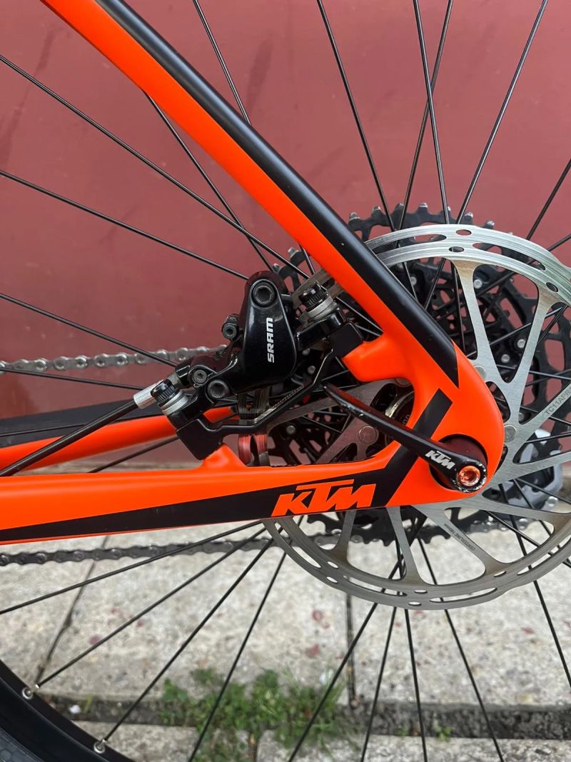 KTM Myroon prestige