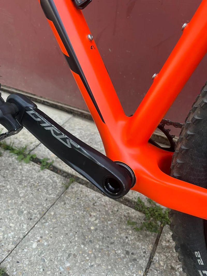 KTM Myroon prestige