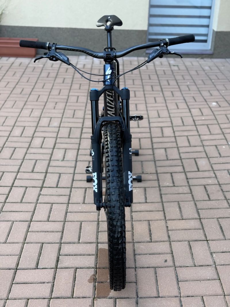 Specialized Stumpjumper Expert Carbon 29 Navy Blue 2020 s carbonovými koly Roval