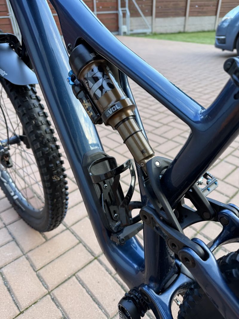 Specialized Stumpjumper Expert Carbon 29 Navy Blue 2020 s carbonovými koly Roval