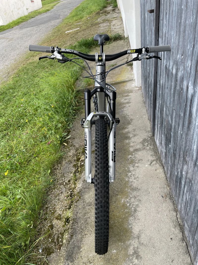 Bird Bikes Zero 29 - pevné enduro