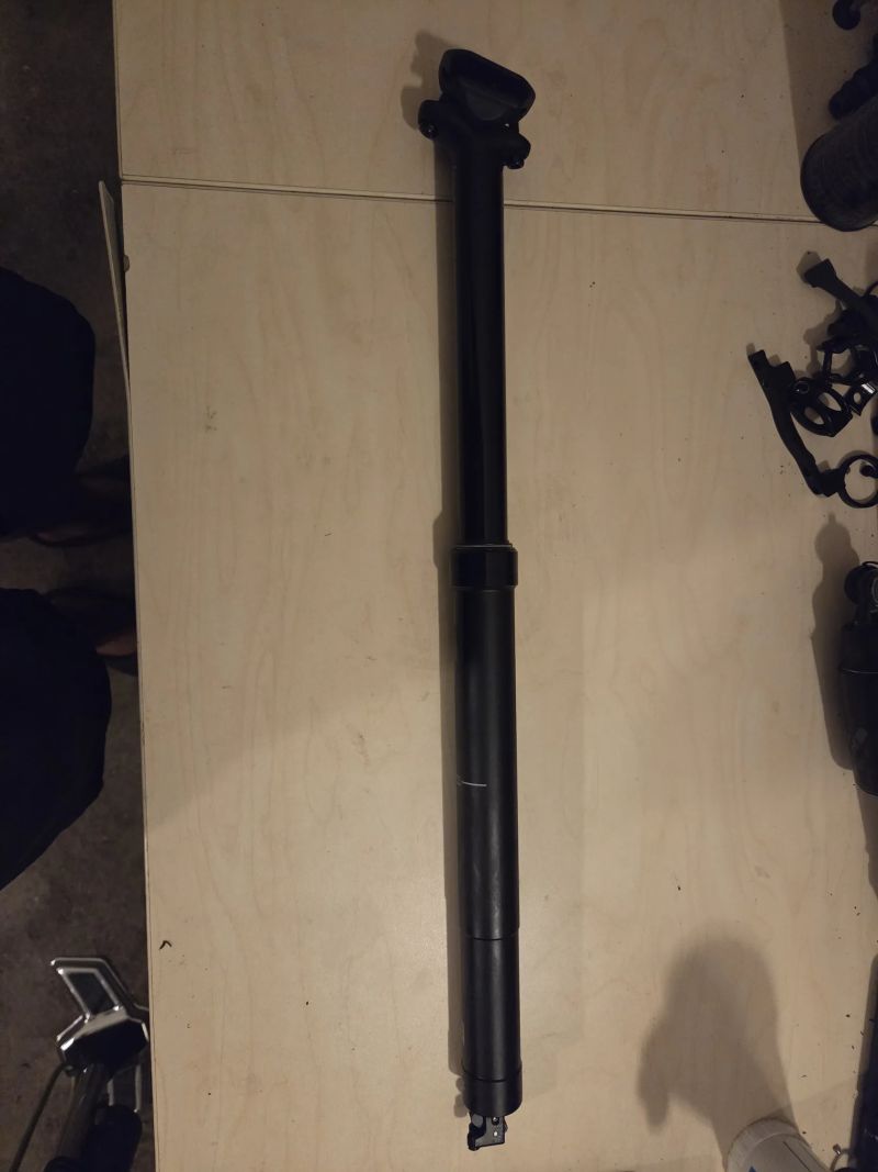 Prodám sedlovku Bontrager Line Elite Dropper, 550 × 200 mm – NOVÁ