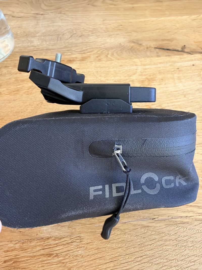 Fidlock Toolbox brašna + Fidlock podsedlová brašna + láhev