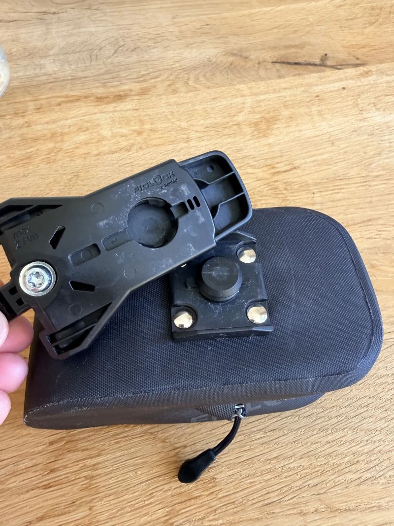 Fidlock Toolbox brašna + Fidlock podsedlová brašna + láhev