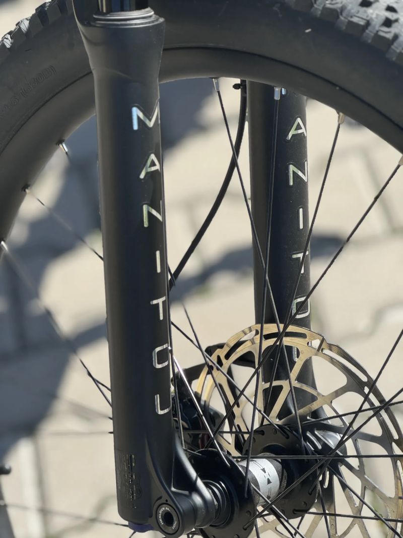 Leader Fox Acron najeto pouze 300 km