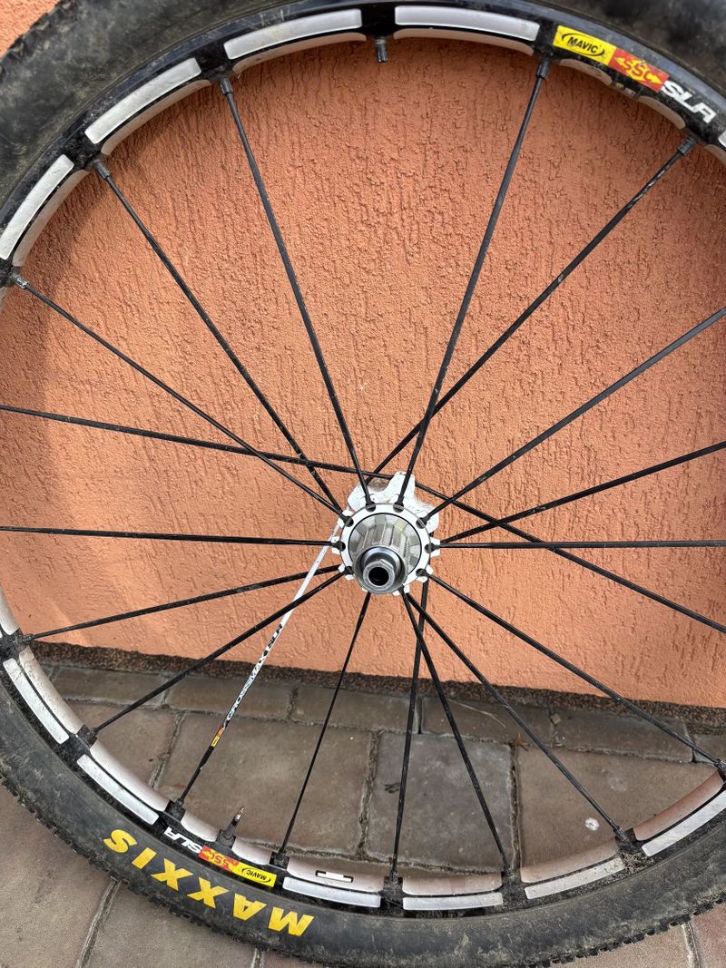 Mavic Crossmax SLR na Cannondale Lefty