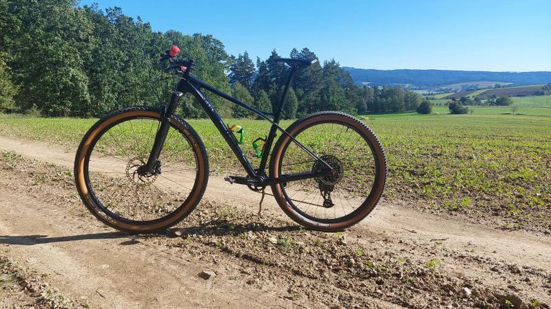 Prodám karbonové MTB Full Dynamix Core 1x12 / AXS / DUKE / 10 kg!