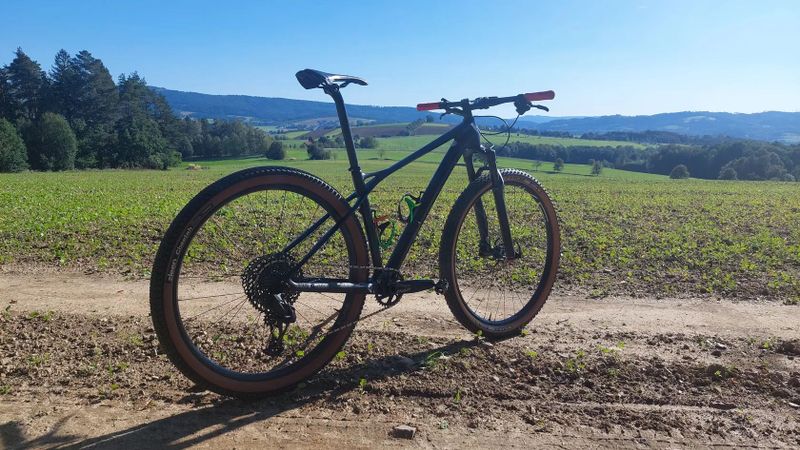 Prodám karbonové MTB Full Dynamix Core 1x12 / AXS / DUKE / 10 kg!