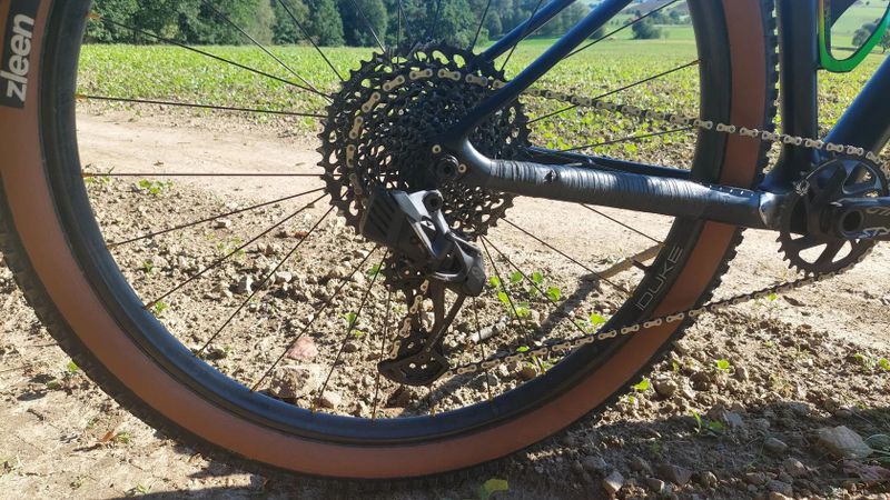 Prodám karbonové MTB Full Dynamix Core 1x12 / AXS / DUKE / 10 kg!