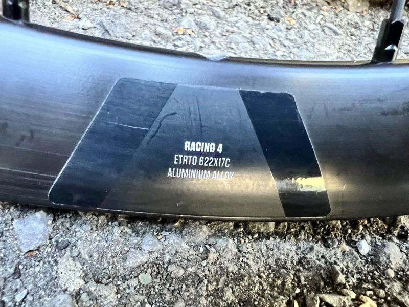 zapletené kola FULCRUM Racing 4 etrto 622x17c včetně kazety 11s