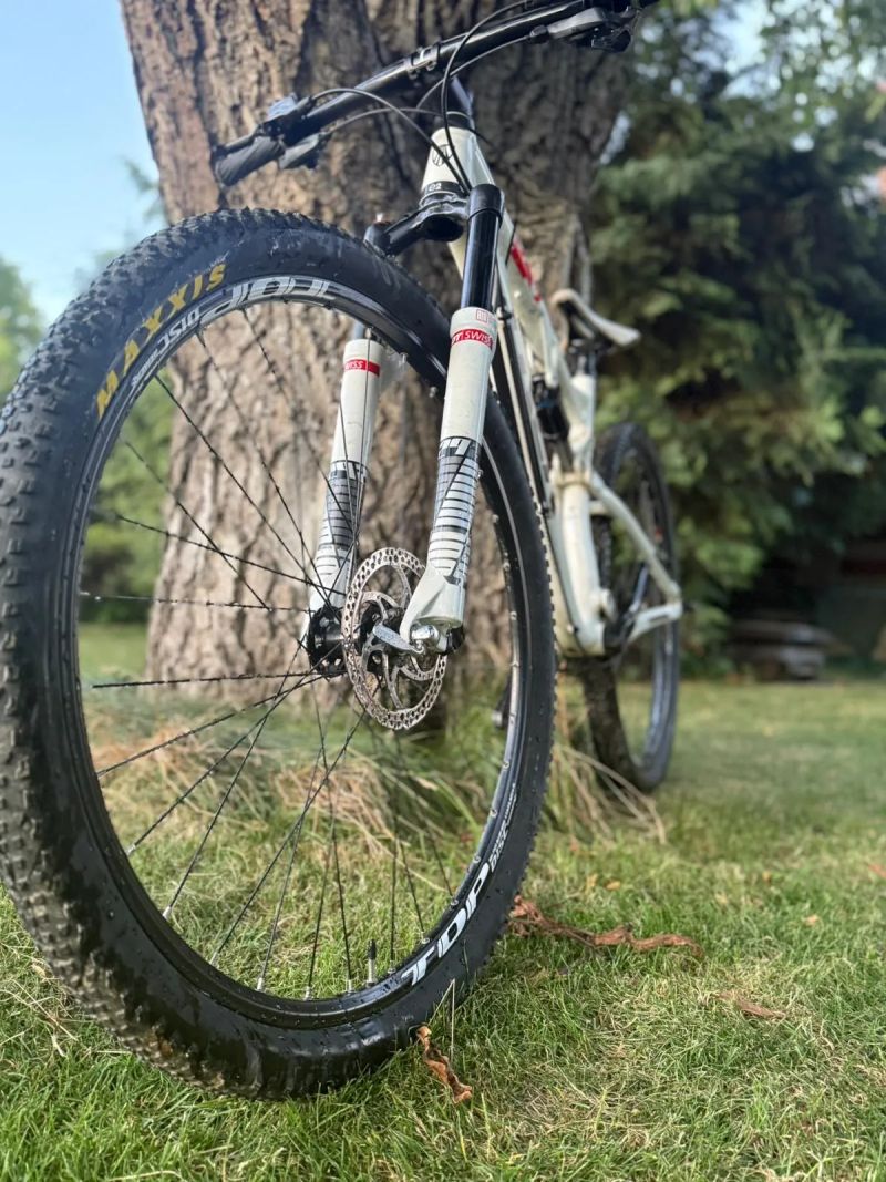 Trek celoodpruzene ram S