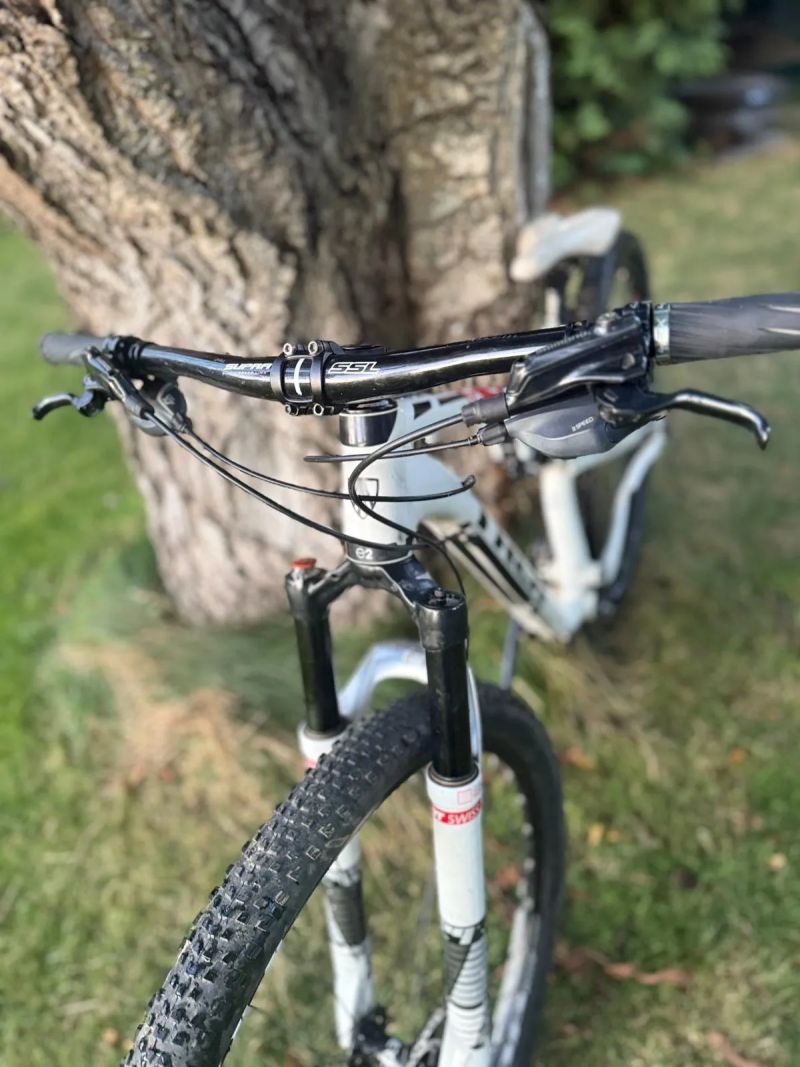 Trek celoodpruzene ram S