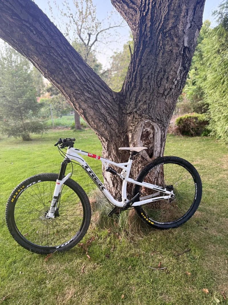 Trek celoodpruzene ram S