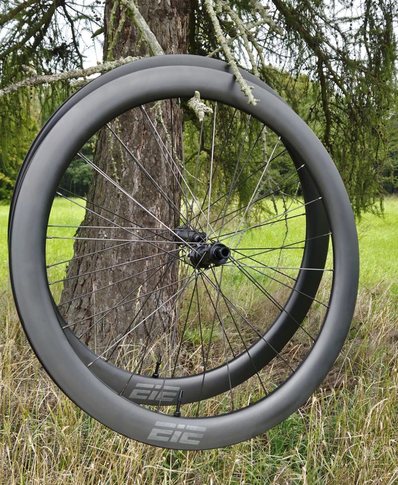 Odolné silniční/gravel záplety 50 mm / Sapim CX-Sprint / 1495 g