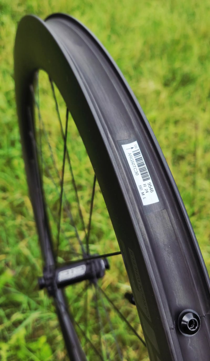 Odolné silniční/gravel záplety 50 mm / Sapim CX-Sprint / 1495 g