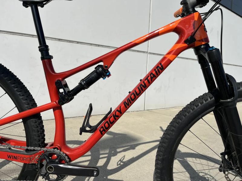 Rocky Mountain Element Carbon 70
