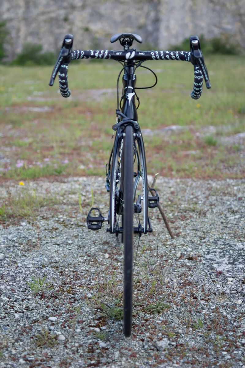 Pinarello Dogma F10 vel.55 | Shimano Ultegra R8000 | Zipp Firecast 404 | keramická ložiska