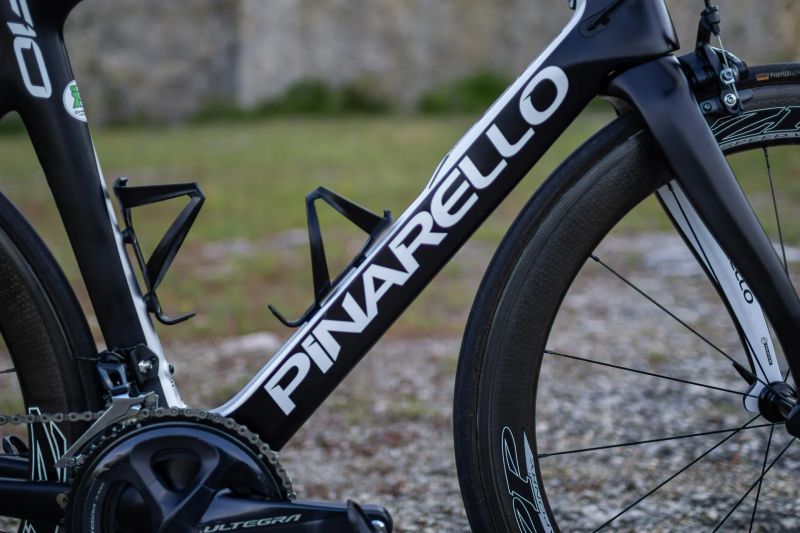 Pinarello Dogma F10 vel.55 | Shimano Ultegra R8000 | Zipp Firecast 404 | keramická ložiska
