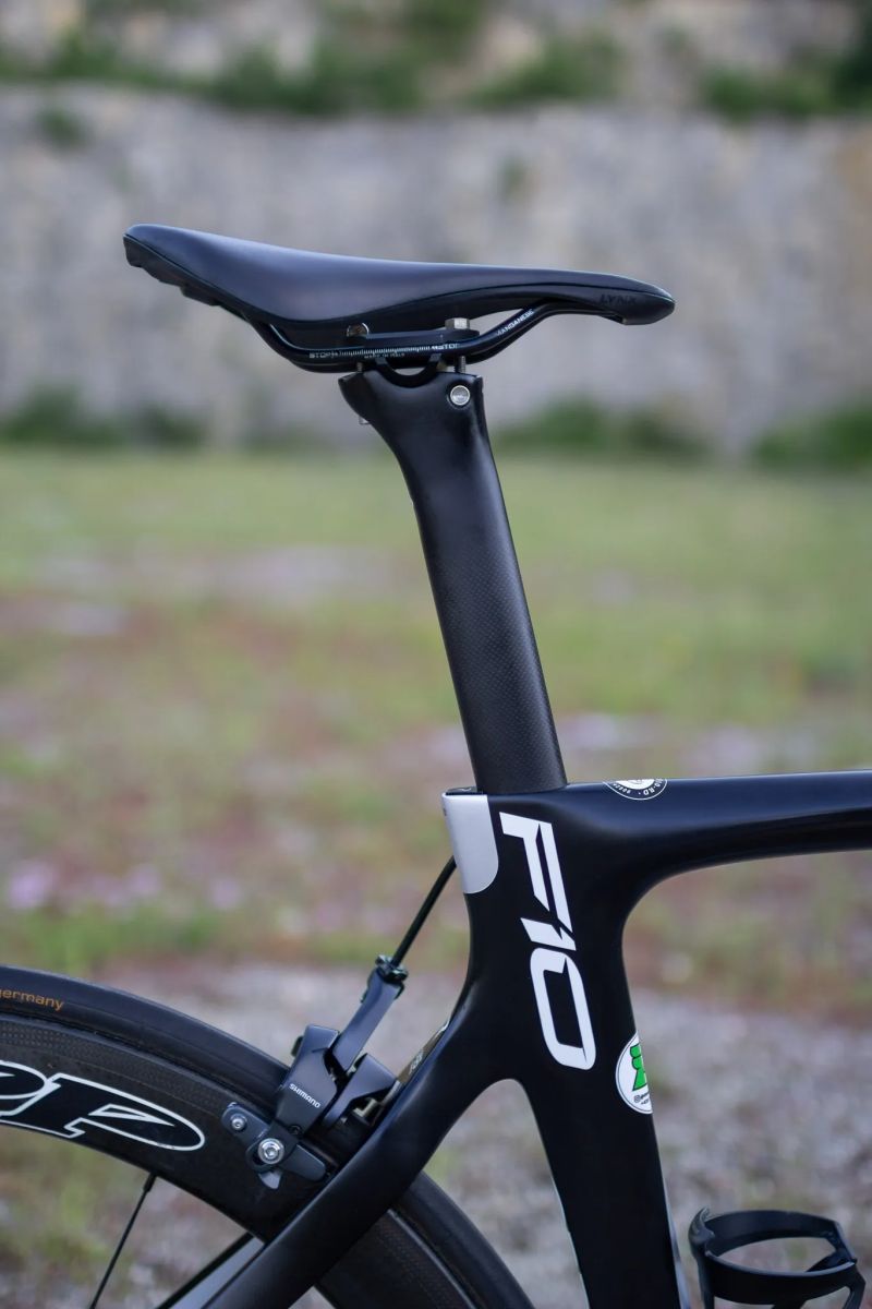 Pinarello Dogma F10 vel.55 | Shimano Ultegra R8000 | Zipp Firecast 404 | keramická ložiska