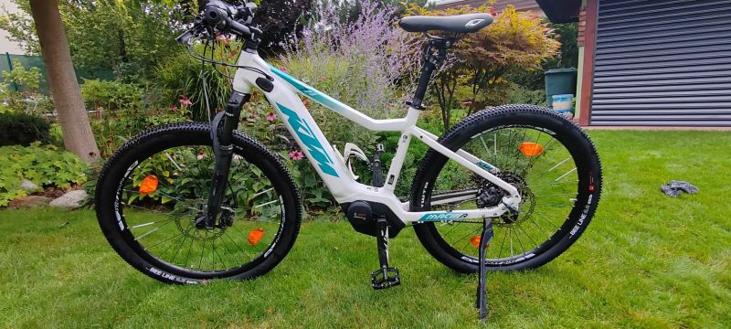 Dámské horské elektrokolo KTM