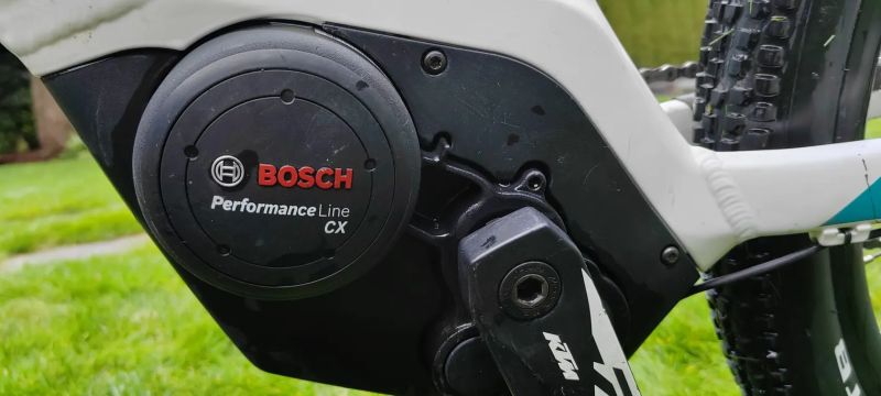 Dámské horské elektrokolo KTM
