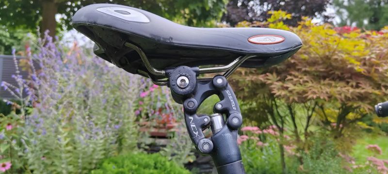 Dámské horské elektrokolo KTM