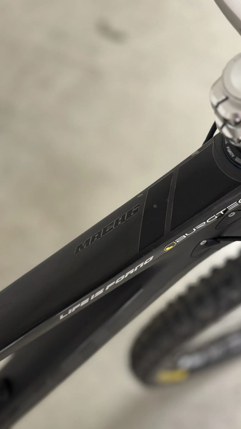 Pivot Cycles Mach 6
