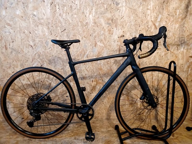 Gravel Cube NUROAD Pro 2025, velikost S 