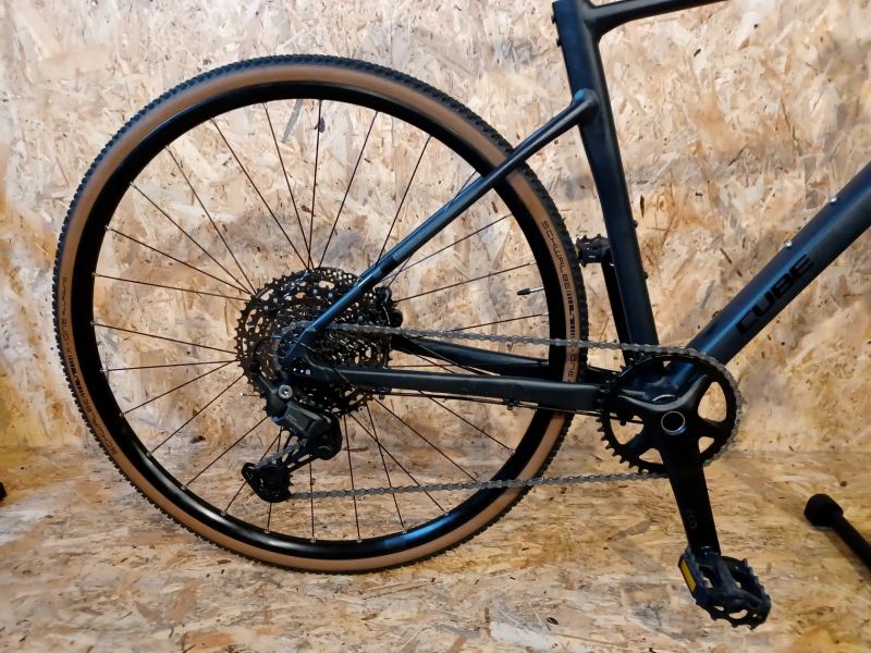 Gravel Cube NUROAD Pro 2025, velikost S 