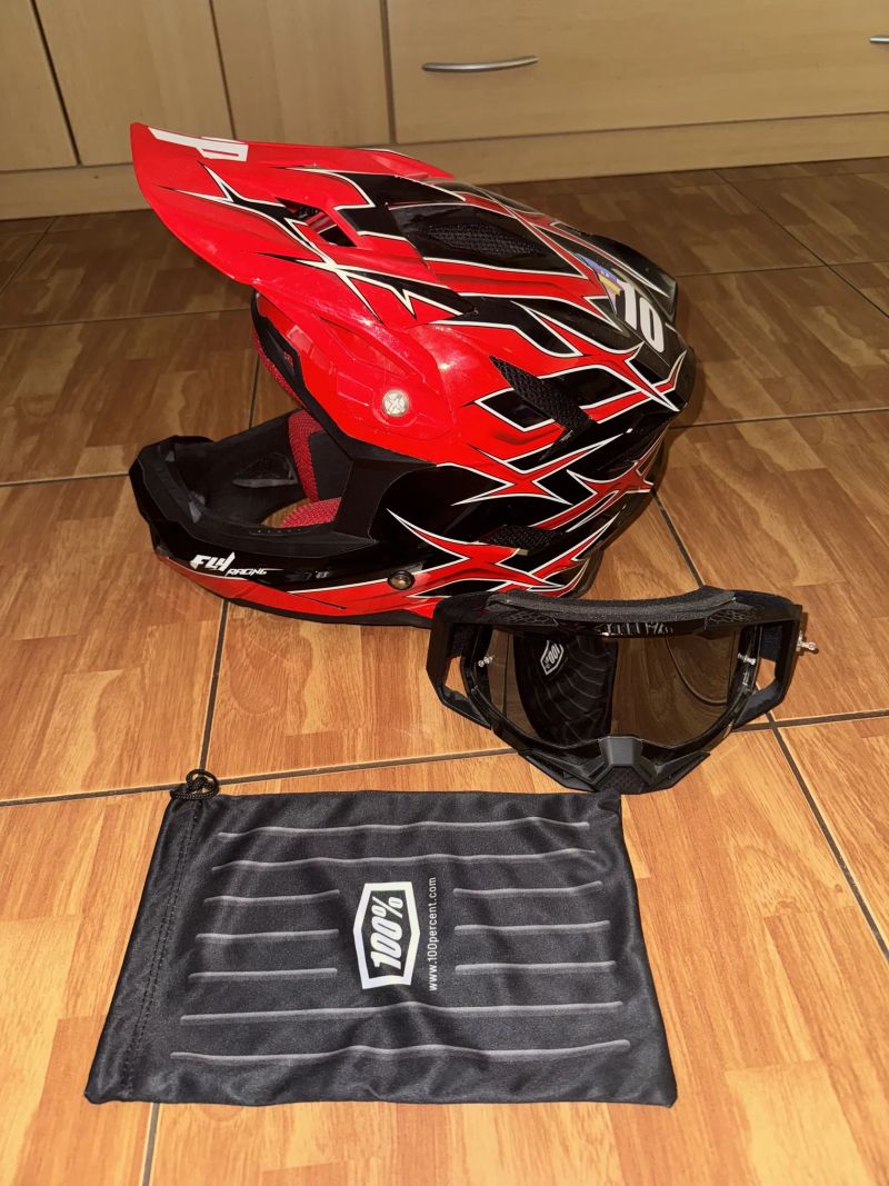 Helma FLY RACING
