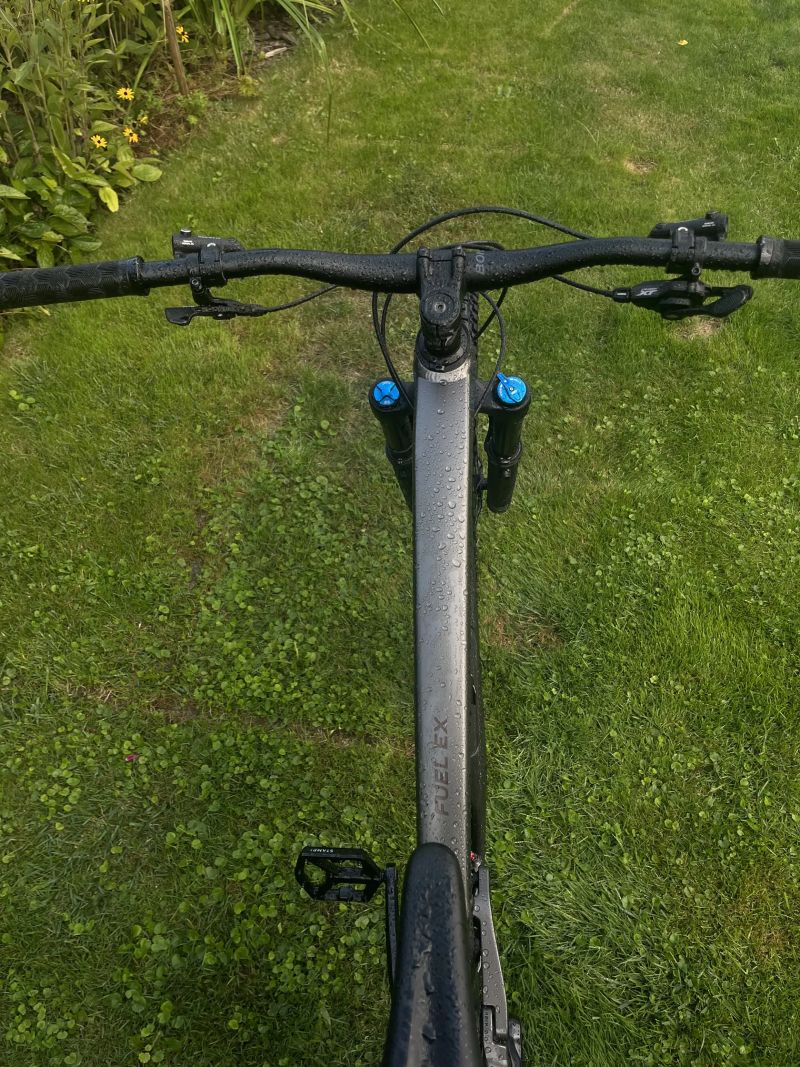 Trek Fuel EX 8 XT Gen 6, 2025