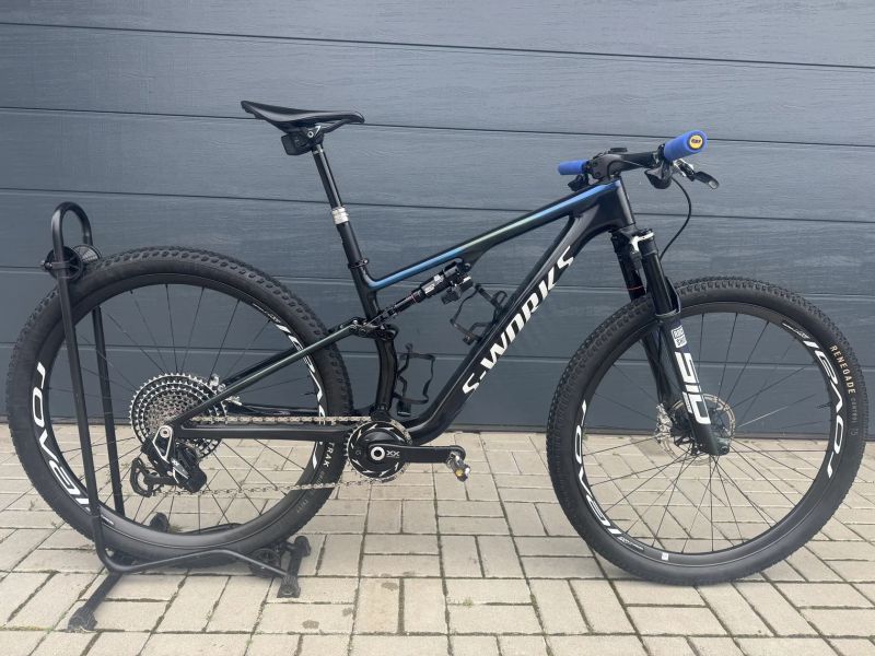 Specialized S-Works Epic 8 - velikost M - TOP STAV !!! 