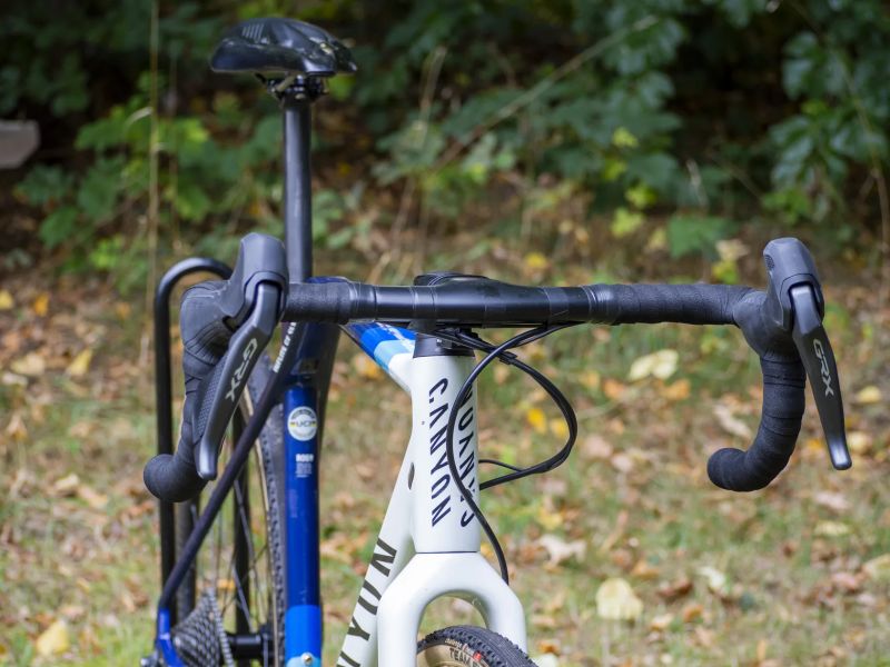 Canyon Inflite CF SLX vel. M (2 kola k dispozici)