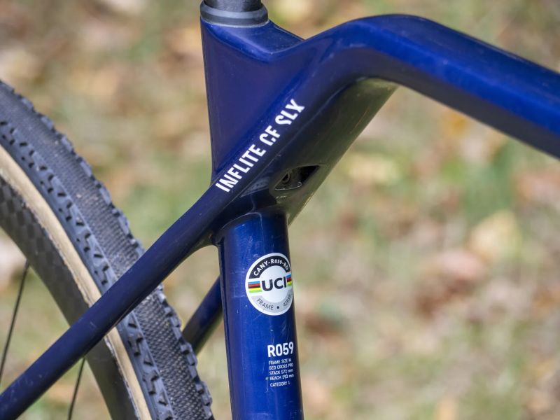 Canyon Inflite CF SLX vel. M (2 kola k dispozici)