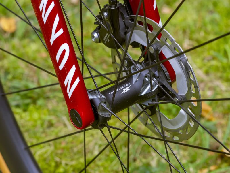 Canyon Inflite CF SLX vel. M (2 kola k dispozici)