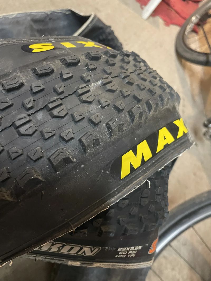 Maxxis ICON 29x2.35 MAXXSPEED EXO bezdruš